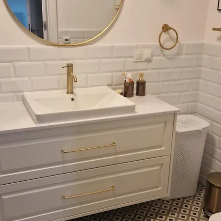 Apartman Premium Z Parkingiem W Cenie Blisko Plazy I Centrum Kołobrzeg